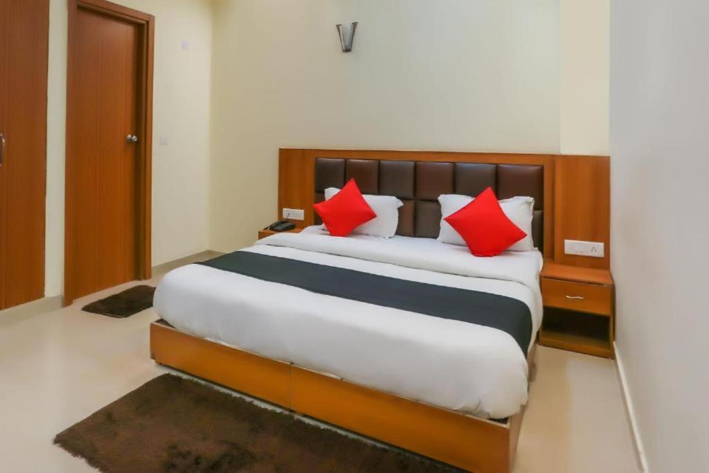 Capital O 89624 Bvh Hospitality Noida Exterior foto